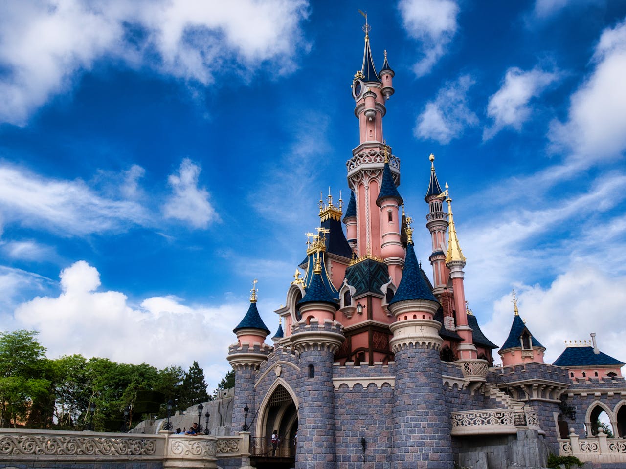 pexels-travel-with-lenses-734723610-30560377